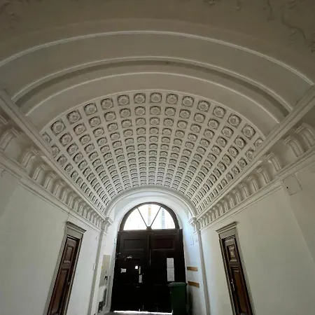 A5 - - Hostaid Apartment *
