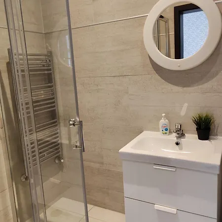 A5 - - Hostaid Apartment